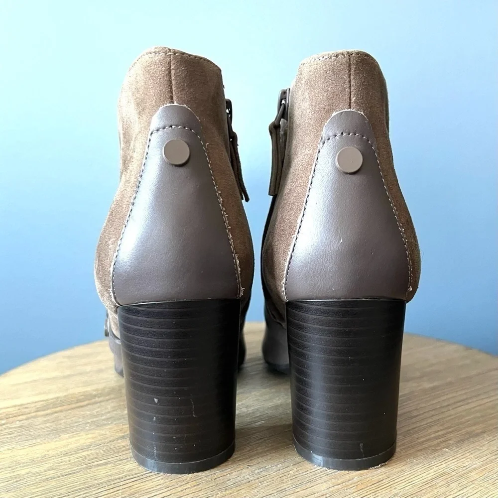 Easy Spirit Arietta Ankle Booties